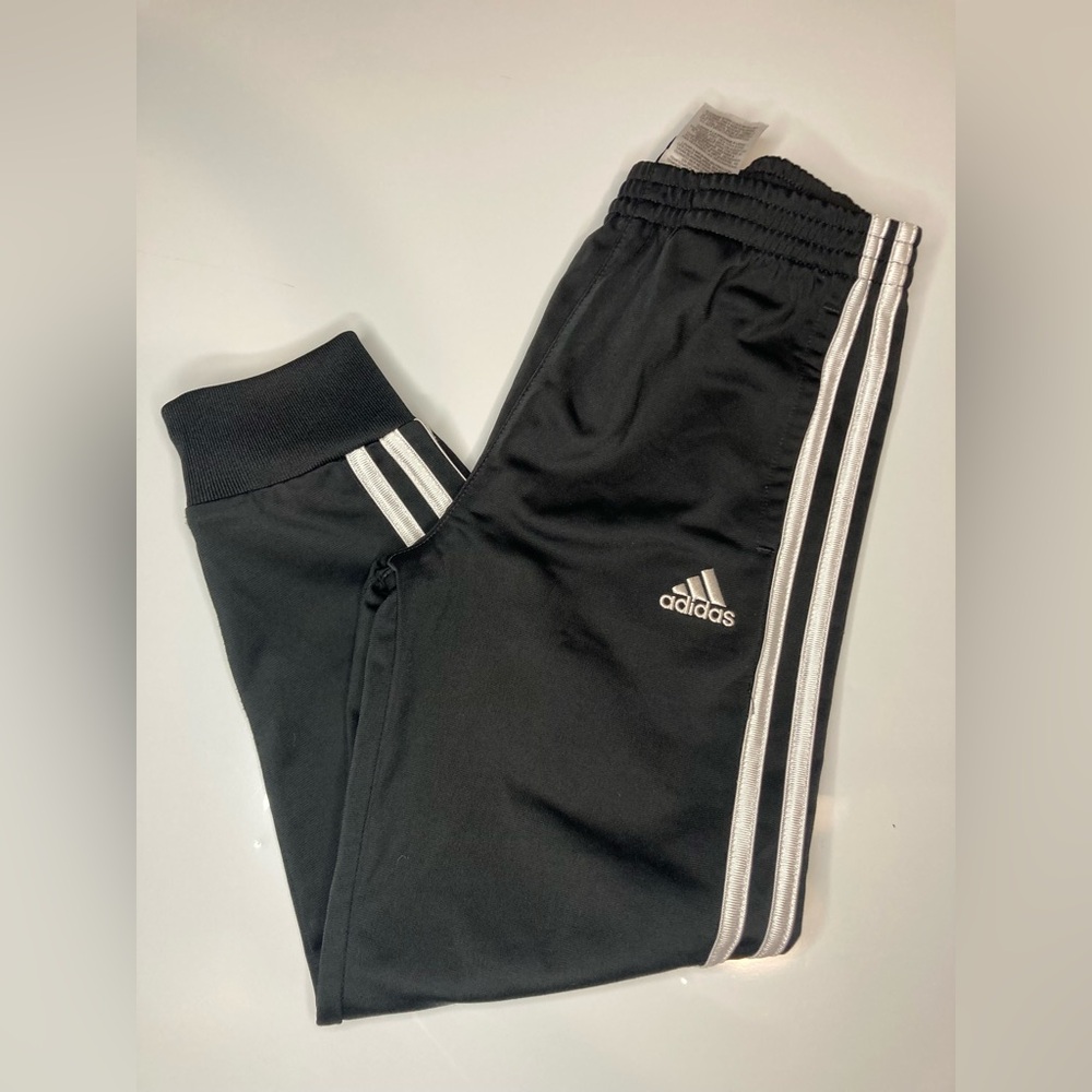 Adidas 2pc set - Picture 8 of 16